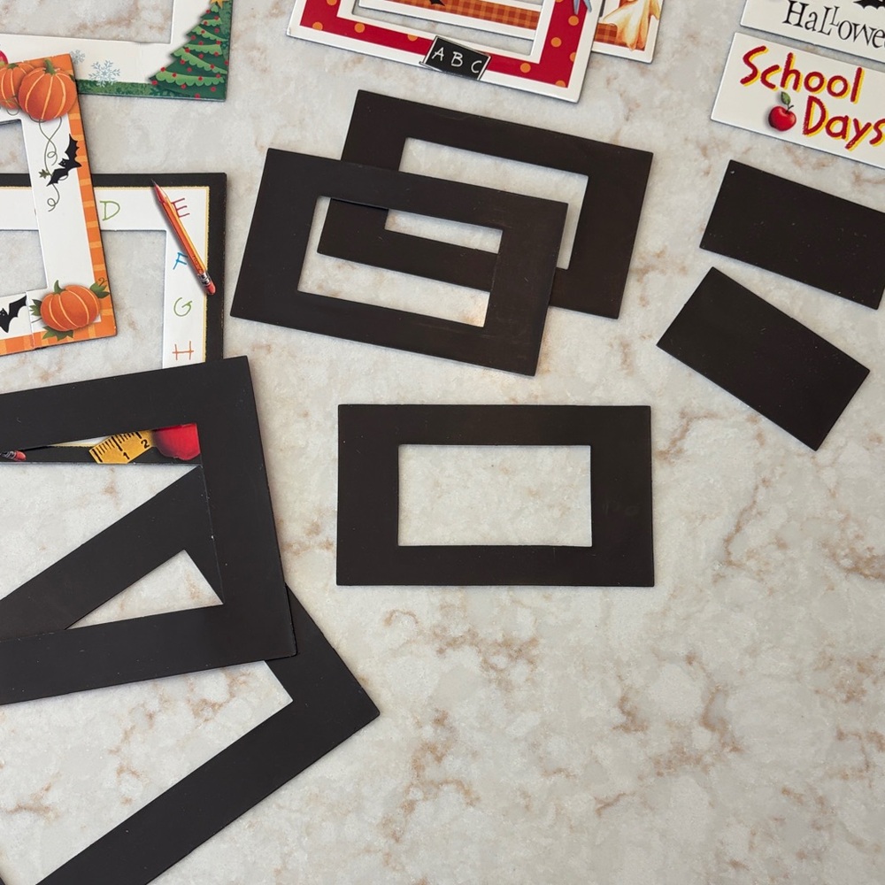 Festive Picture Frame Magnets Set - Picture 8 of 13